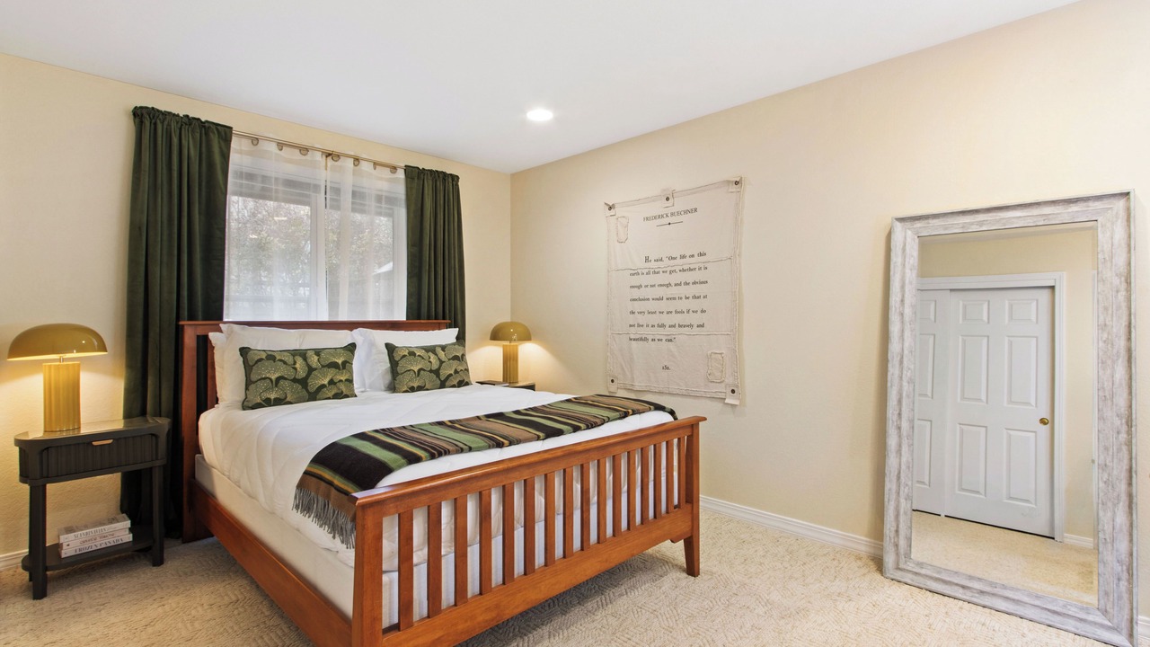Photo of Bedroom in East End