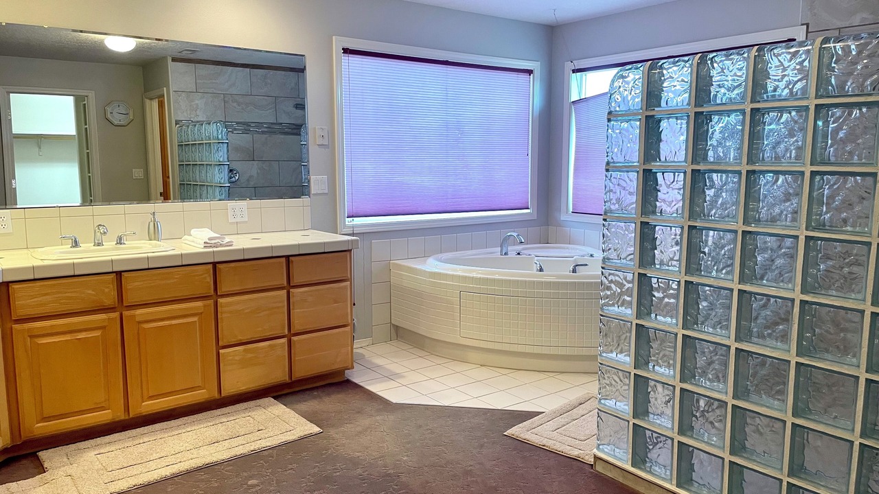 Photo of Bathroom in Ontario