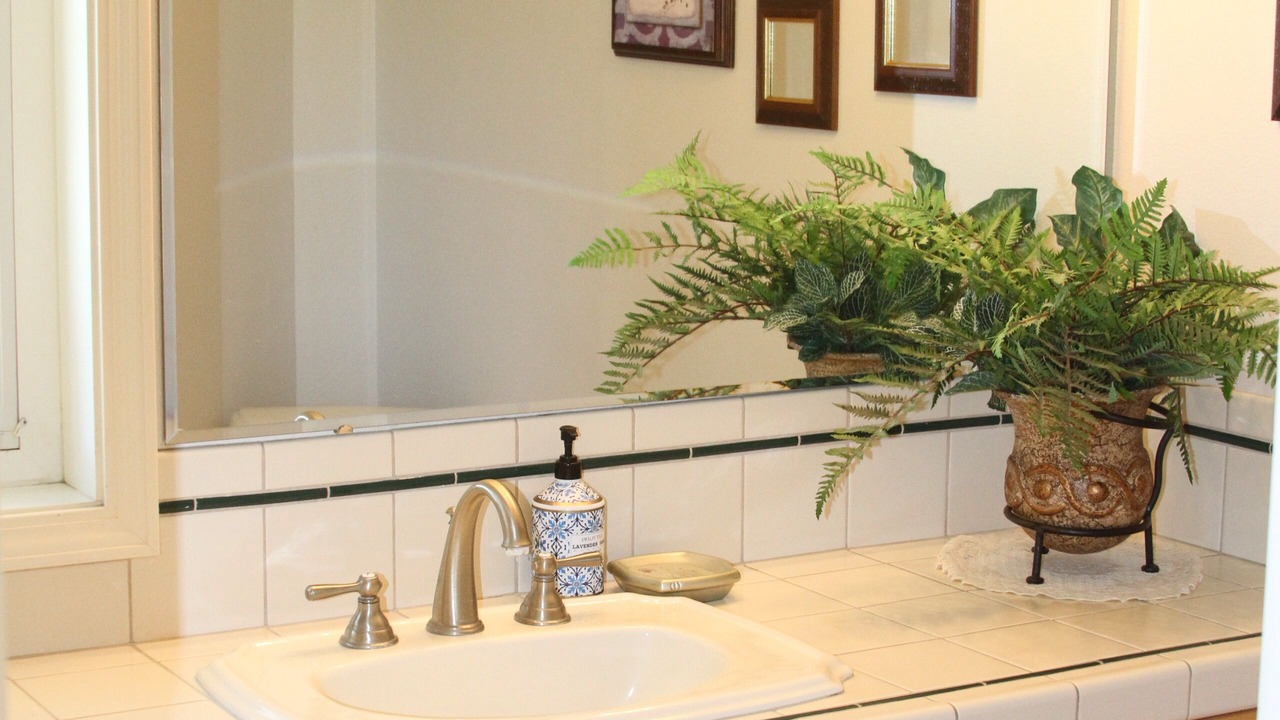 Photo of Bathroom in Ontario