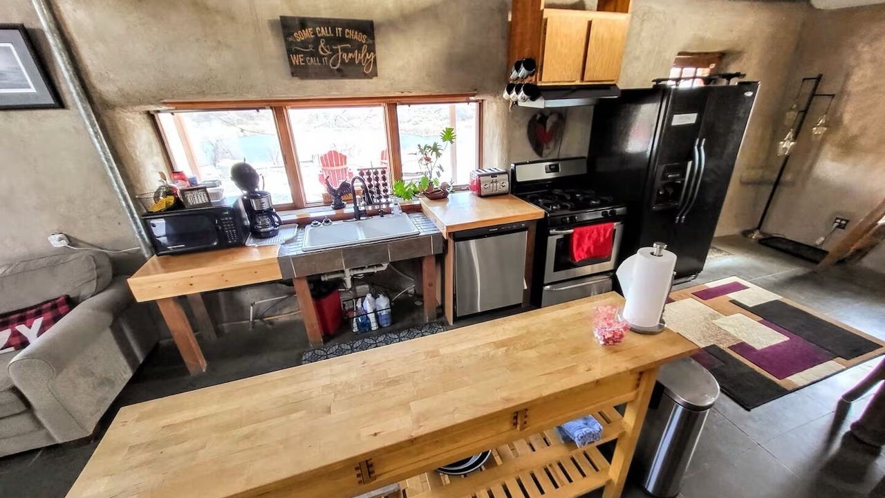 Photo of Kitchen in Twin Falls County