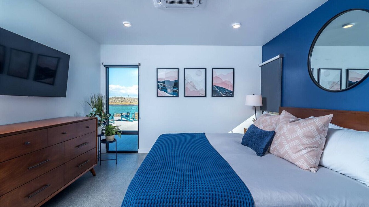Photo of Bedroom in Quincy