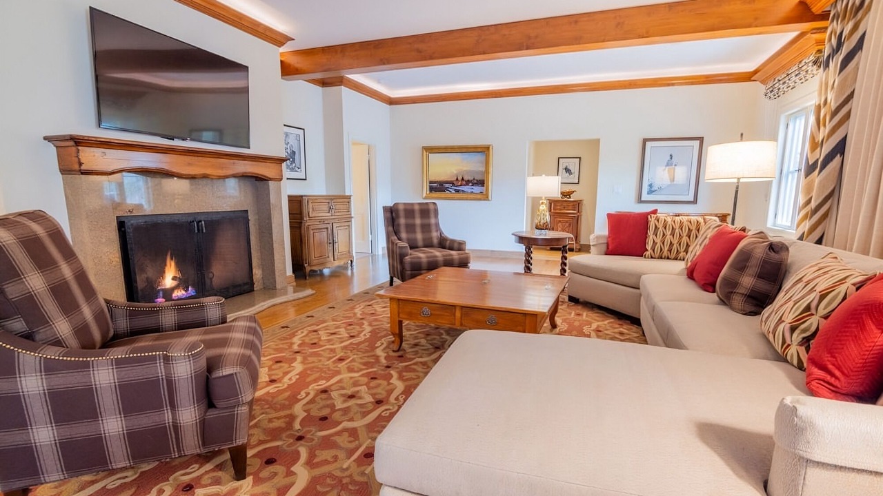 Photo of Livingroom in Elkhorn