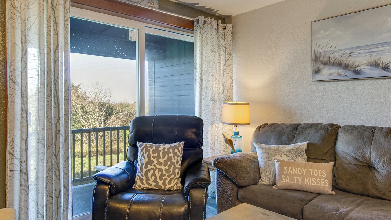 Photo of Livingroom in Ocean Shores