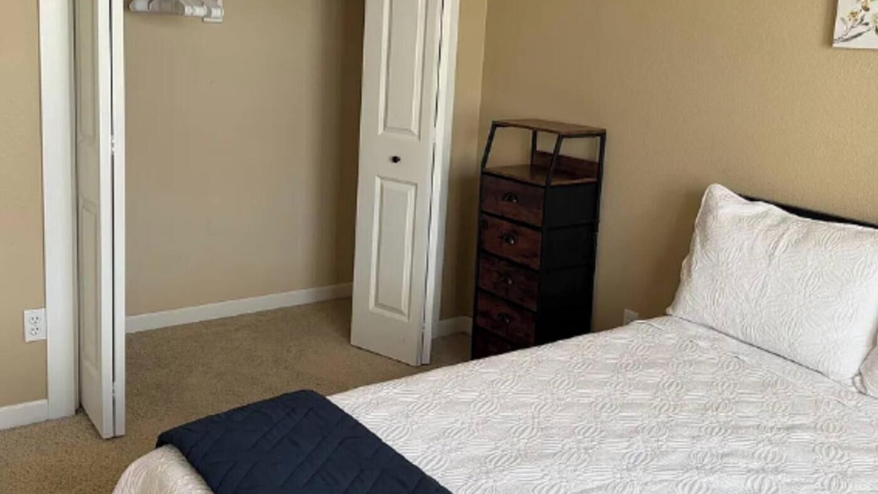 Photo of Bedroom in Aloha