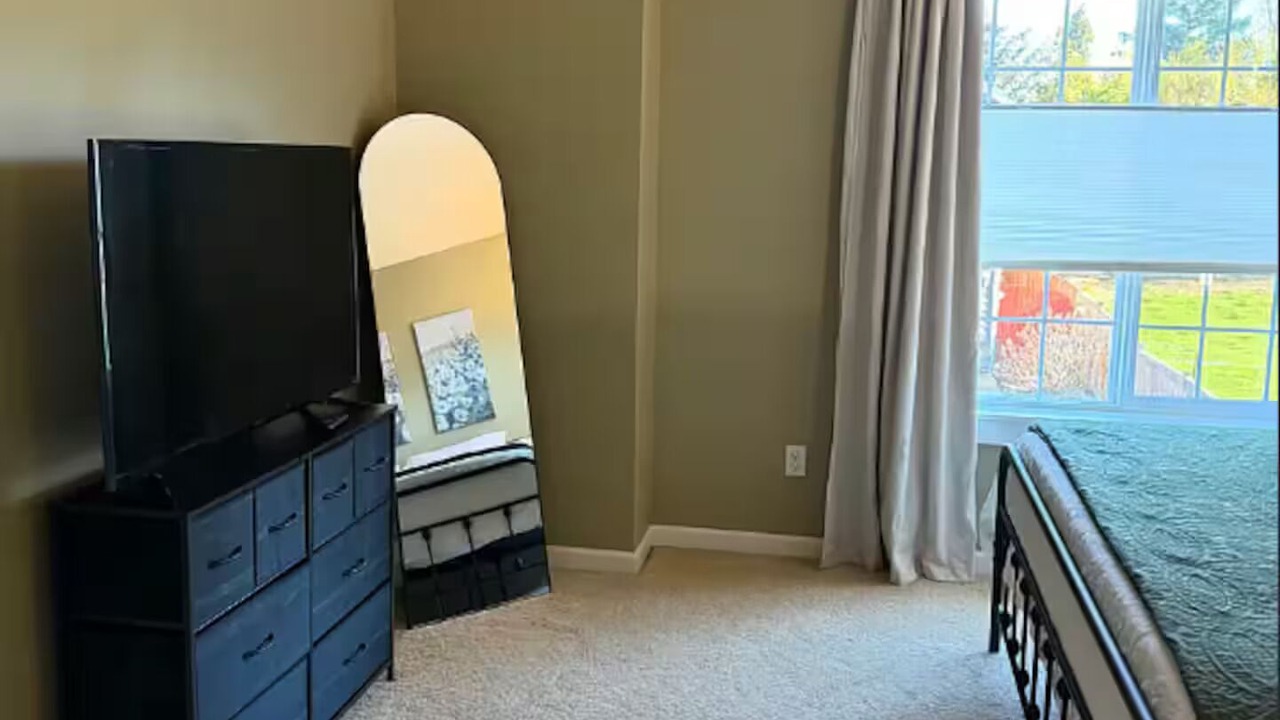 Photo of Bedroom in Aloha