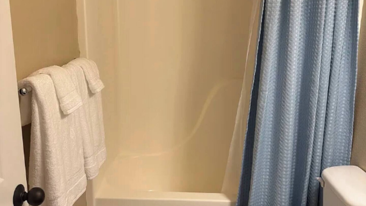Photo of Bathroom in Aloha