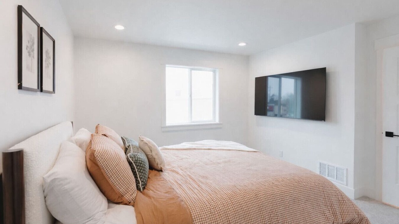Photo of Bedroom in Shelley