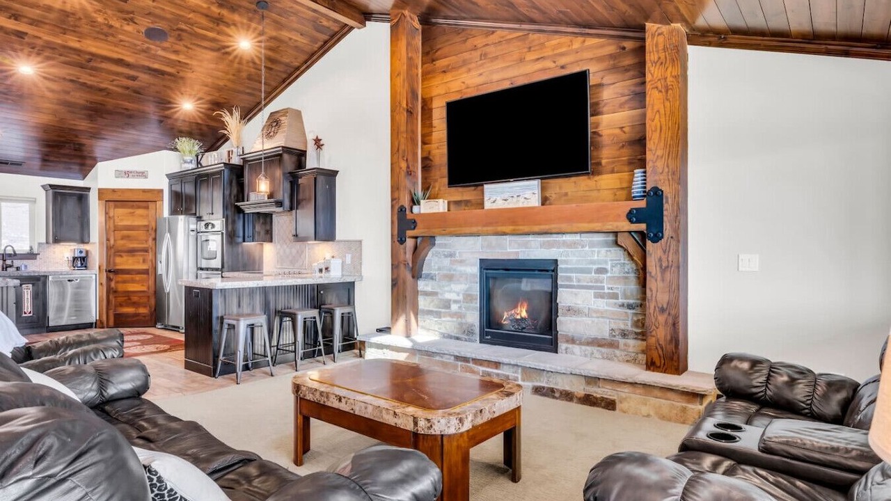 Photo of Livingroom in Harbor Village