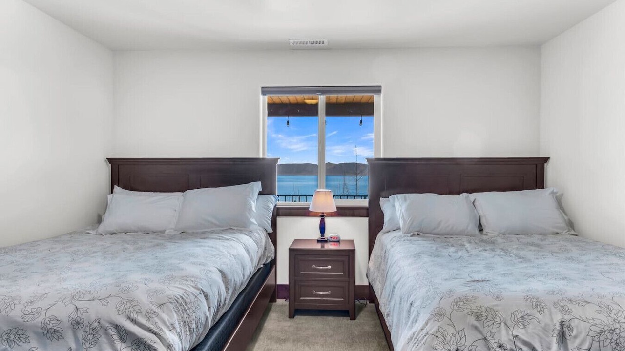 Photo of Bedroom in Harbor Village