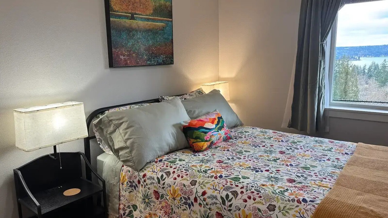 Photo of Bedroom in Tracyton