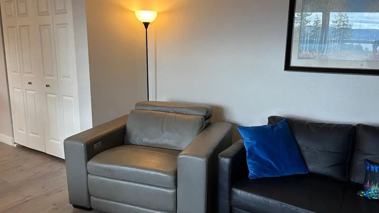 Photo of Livingroom in Tracyton