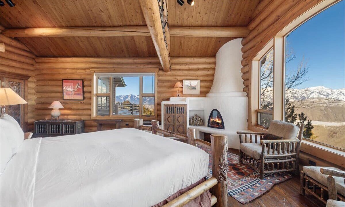 Photo of Bedroom in Spring Creek Ranch