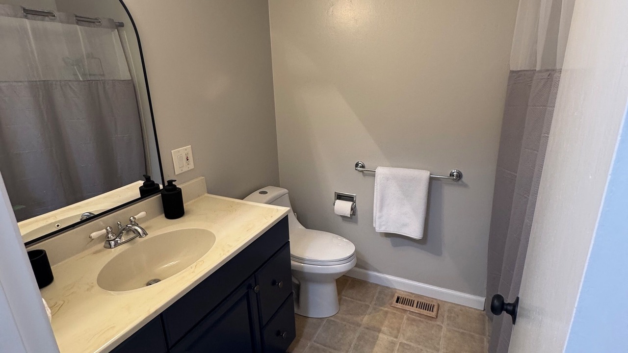 Photo of Bathroom in Squak Mountain
