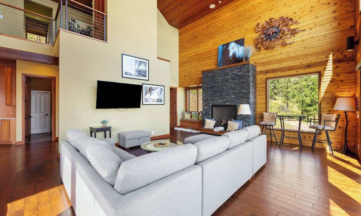 Photo of Livingroom in Chelan