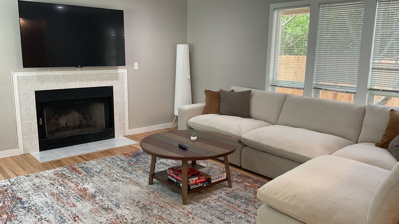 Photo of Livingroom in Edmonds