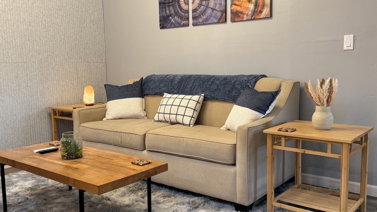 Photo of Livingroom in Oakridge