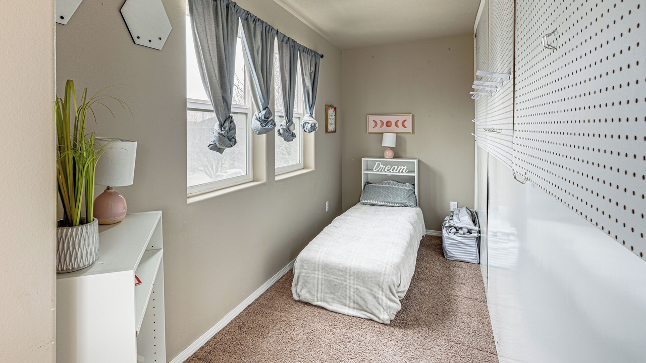 Photo of Bedroom in Tri-Cities