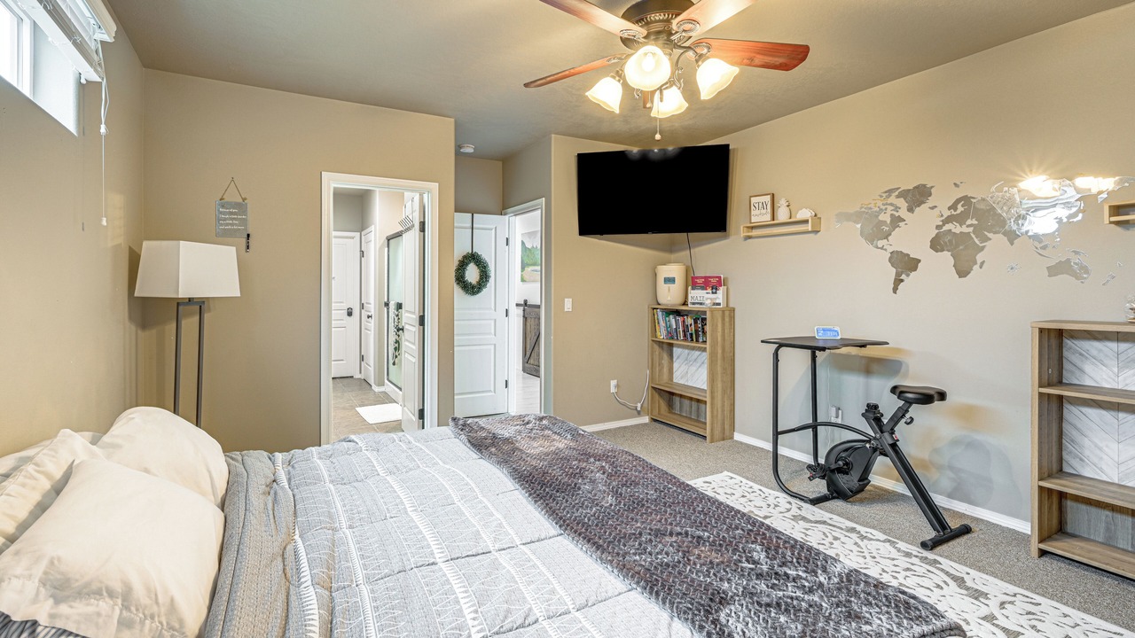 Photo of Bedroom in Tri-Cities