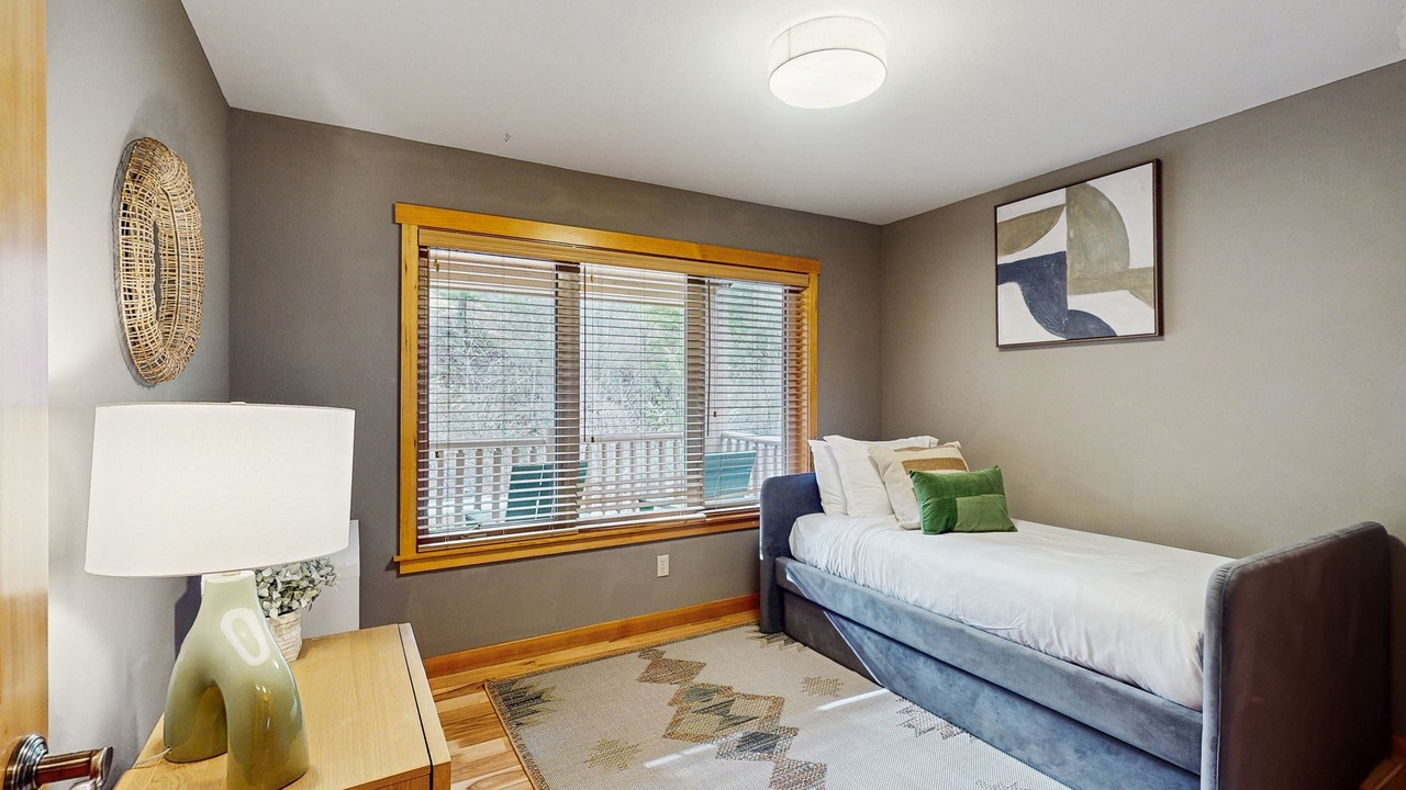 Photo of Bedroom in Cle Elum