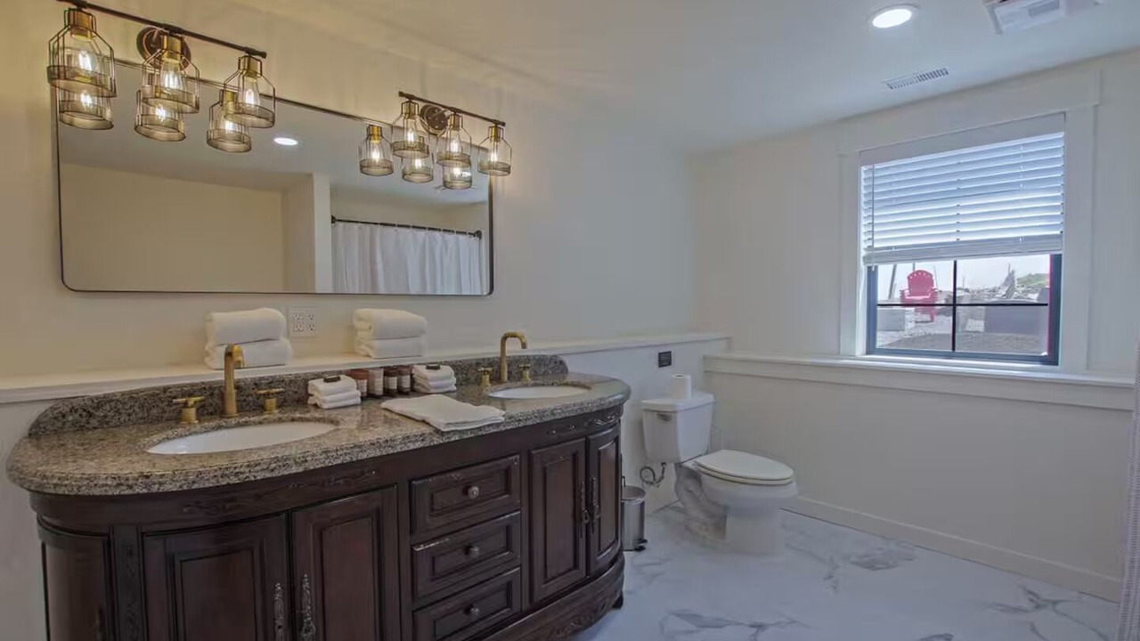 Photo of Bathroom in Ellensburg