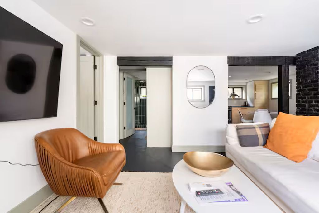 Photo of Livingroom in Wallingford