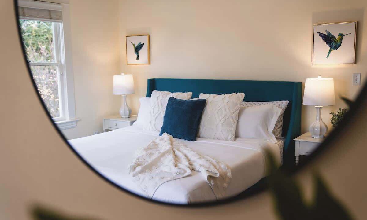 Photo of Bedroom in Corbett - Terwilliger - Lair Hill