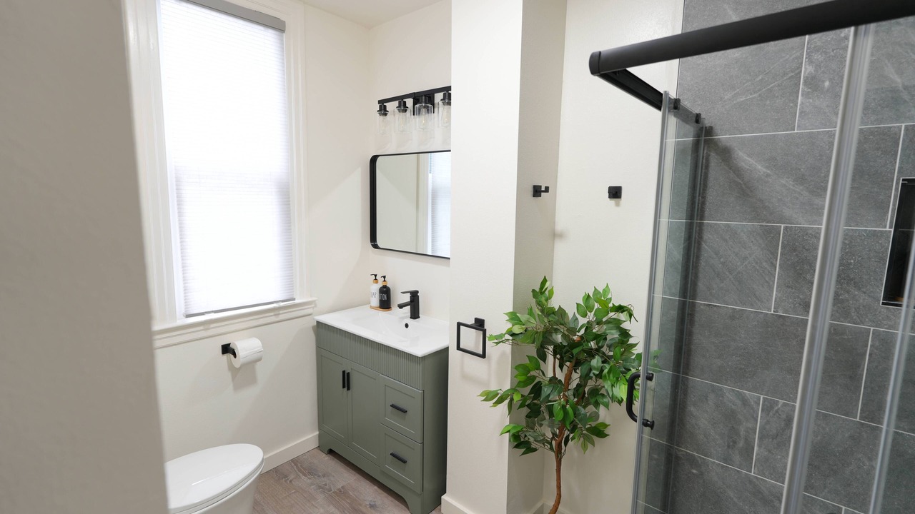 Photo of Bathroom in North Beacon Hill