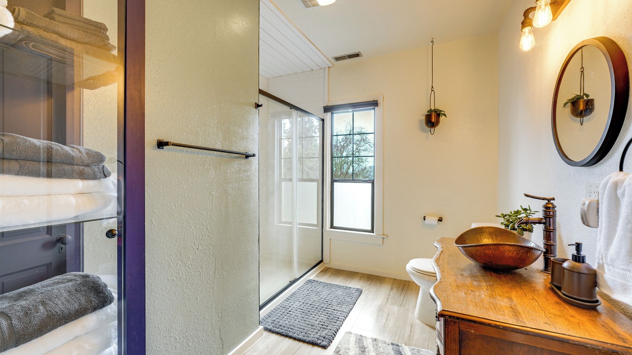 Photo of Bathroom in Toledo
