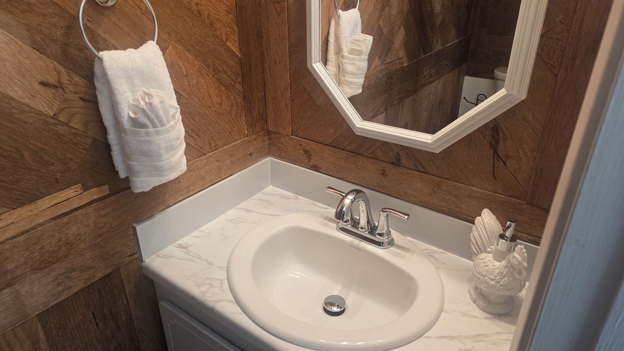 Photo of Bathroom in Downtown Klamath Falls