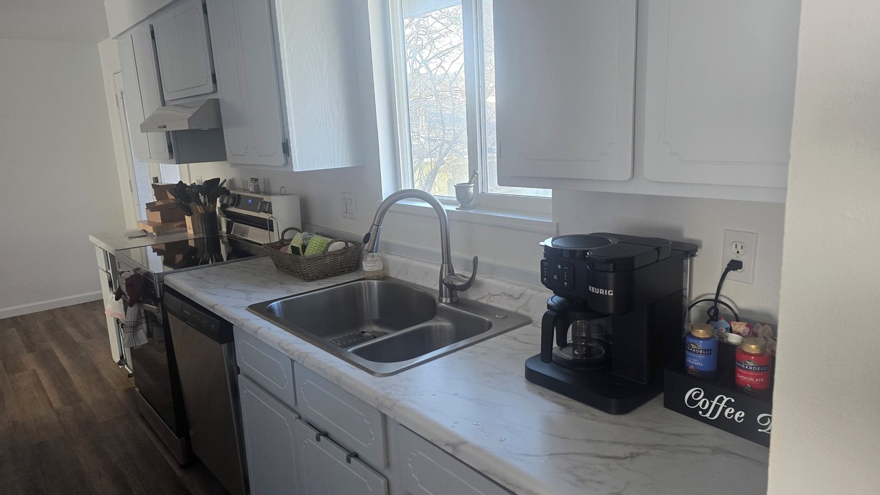 Photo of Kitchen in Downtown Klamath Falls