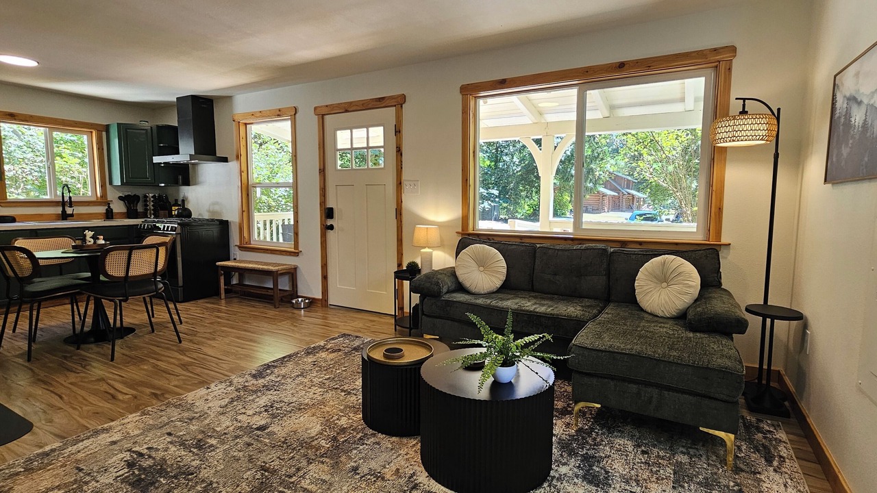 Photo of Livingroom in Marblemount