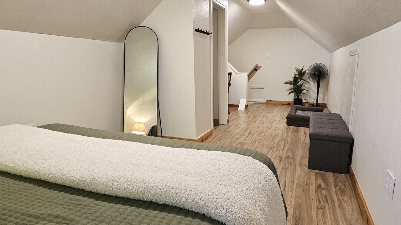 Photo of Bedroom in Marblemount