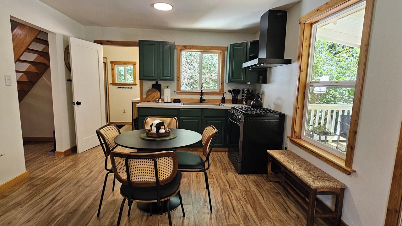 Photo of Kitchen in Marblemount