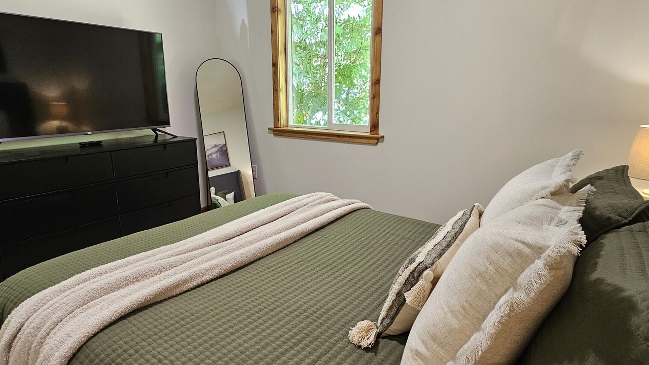 Photo of Bedroom in Marblemount