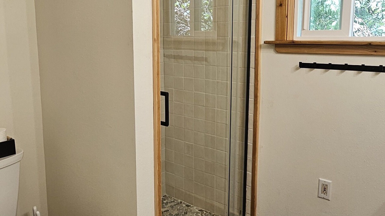 Photo of Bathroom in Marblemount