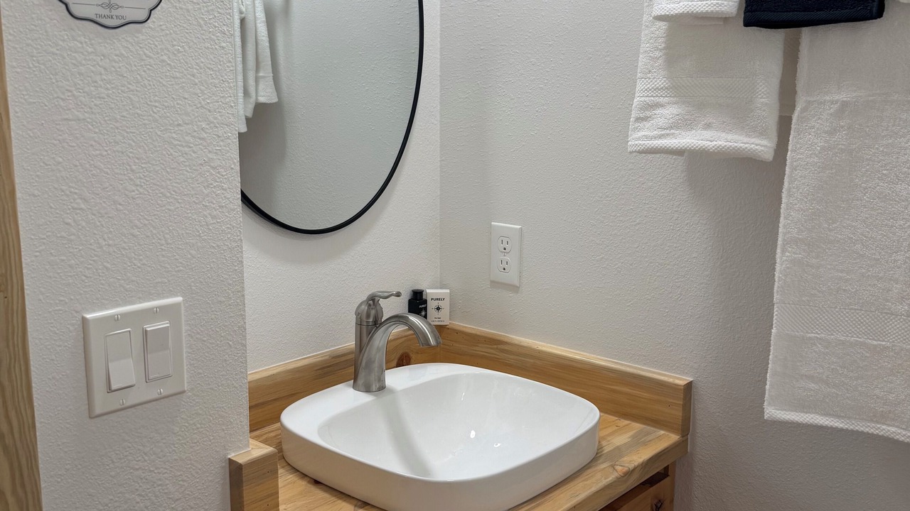 Photo of Bathroom in Stites
