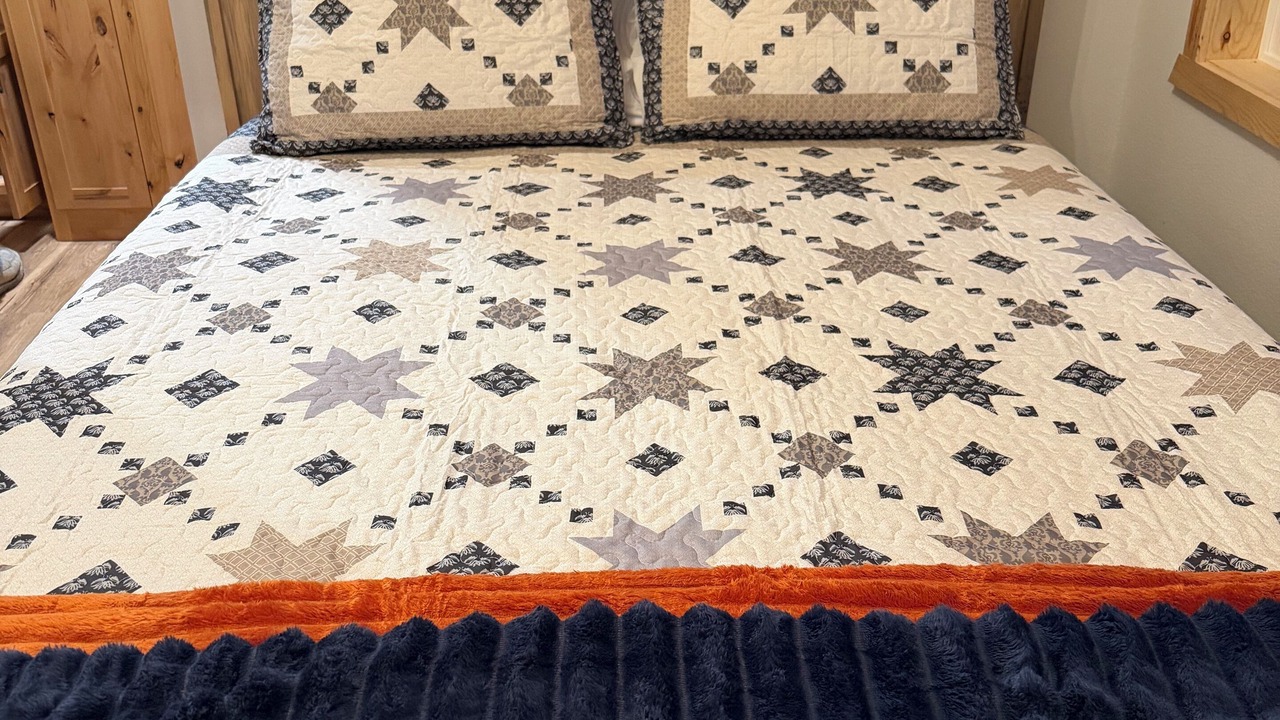 Photo of Bedroom in Stites