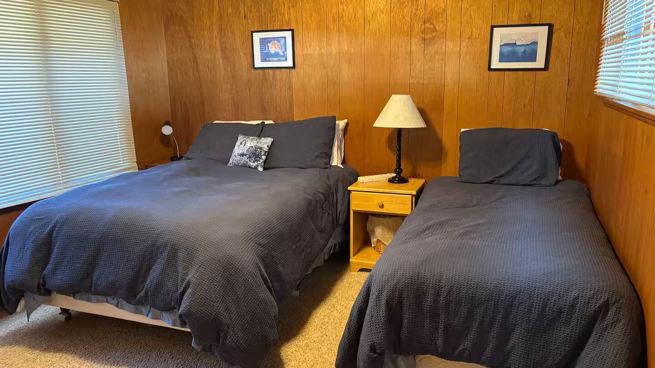 Photo of Bedroom in Hansville