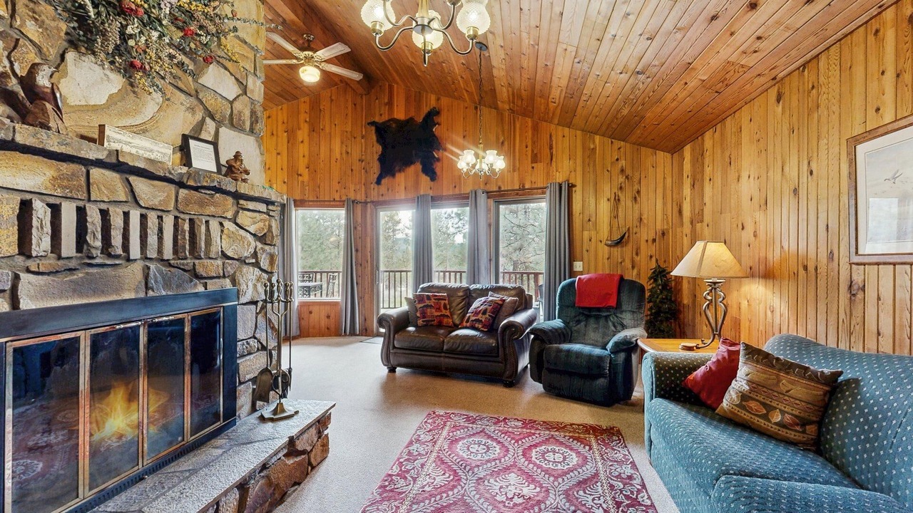 Photo of Bedroom in Cascade