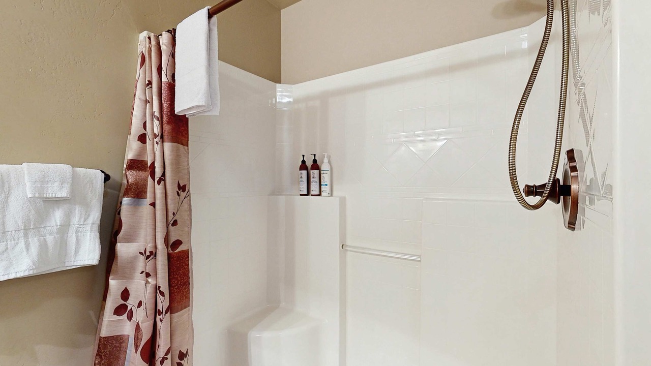 Photo of Bathroom in Donnelly
