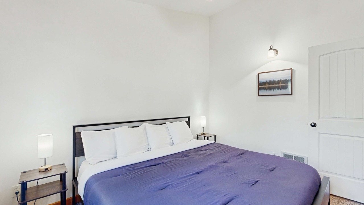 Photo of Bedroom in Donnelly