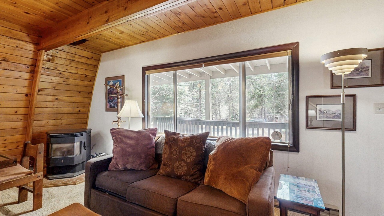 Photo of Livingroom in McCall