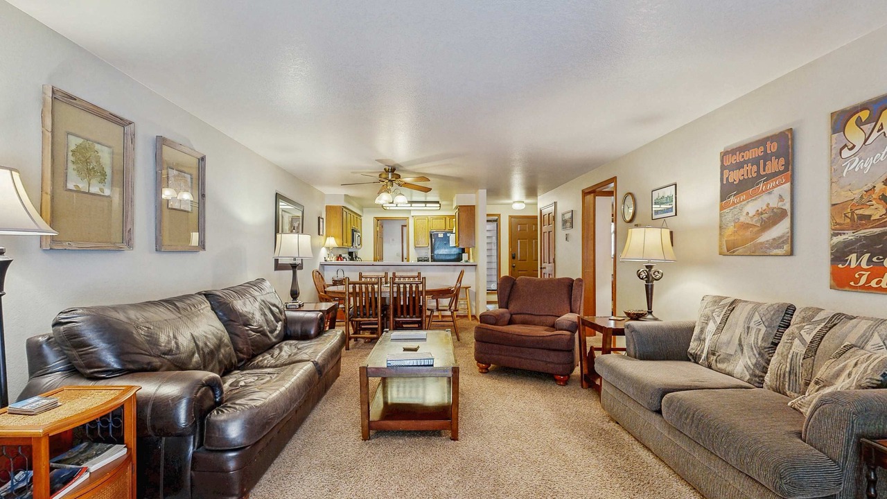 Photo of Livingroom in McCall