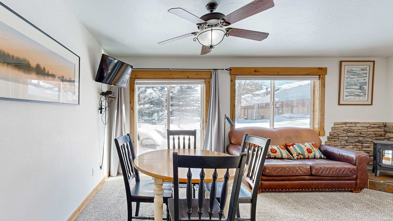 Photo of Livingroom in McCall