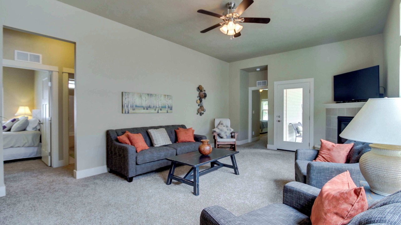 Photo of Livingroom in Northwest Boise City