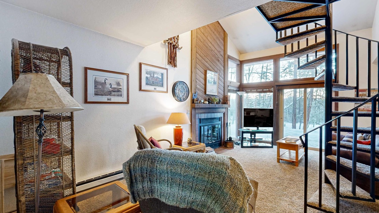 Photo of Livingroom in McCall