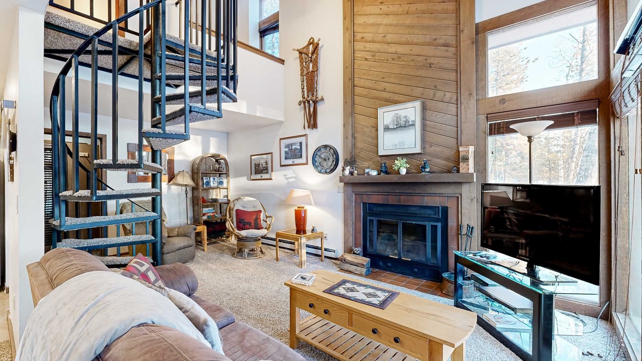 Photo of Livingroom in McCall