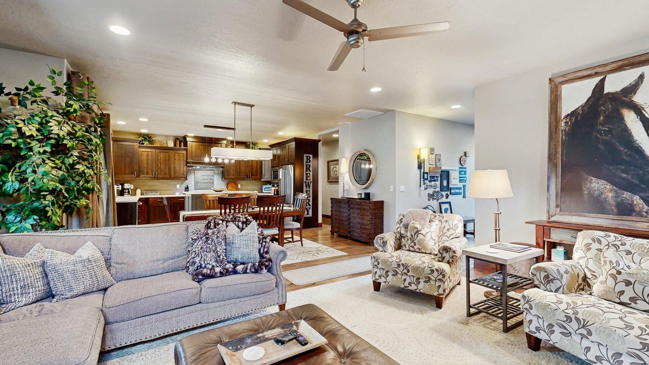 Photo of Livingroom in McCall