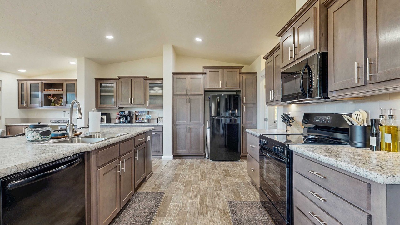 Photo of Kitchen in Fir Grove Estates