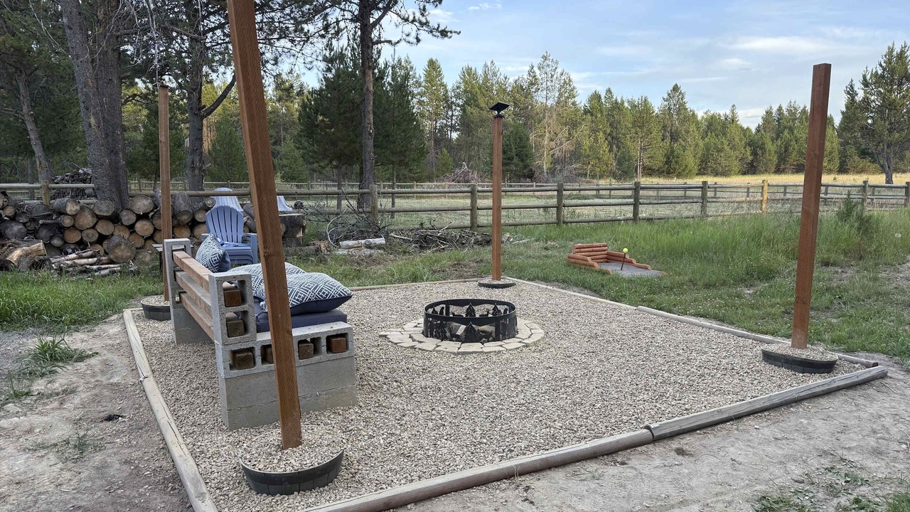Photo of Outdoor in Fir Grove Estates
